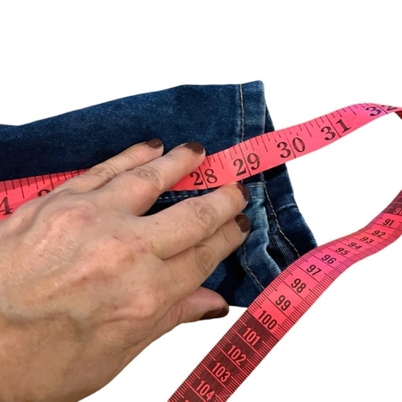 Skinny Blue Jeans 🤍 - Picture 10 of 14